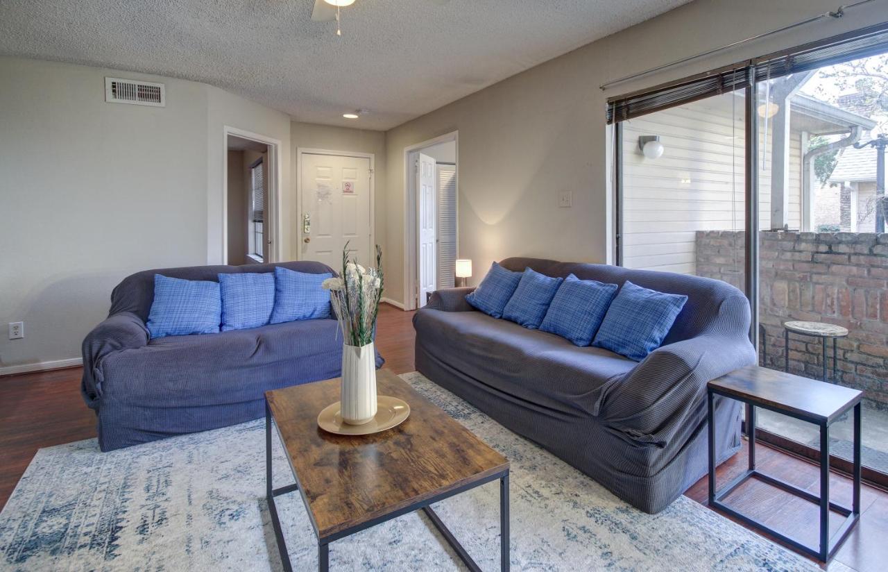 Lovely 2 Bedroom, 1 Bath Condo With Pools And Gym. Houston Exterior foto