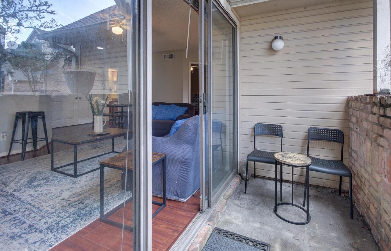Lovely 2 Bedroom, 1 Bath Condo With Pools And Gym. Houston Exterior foto